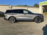 New 2025 Lincoln Aviator Reserve w/ Luxury Package image 2