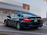 Used 2016 Nissan Altima 2.5 SR w/ Interior Lighting Package image 5