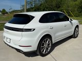 Used 2024 Porsche Cayenne image 3