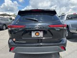 Used 2022 Toyota Highlander L image 4
