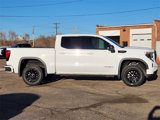 Used 2022 GMC Sierra 1500 AT4X image 2