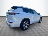 New 2025 Mitsubishi Outlander SEL image 5