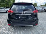 Used 2017 Nissan Rogue SV image 4