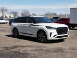 Used 2025 Lincoln Aviator Black Label w/ Jet Appearance Package image 3