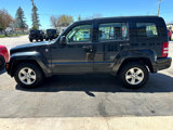 Used 2012 Jeep Liberty Sport image 6