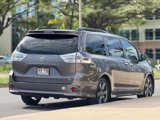 Used 2020 Toyota Sienna SE Premium image 5