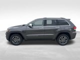 Used 2021 Jeep Grand Cherokee Limited w/ Luxury Group II image 2