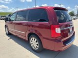 Used 2015 Chrysler Town & Country Touring image 6