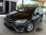 Used 2019 Chrysler Pacifica Touring-L image 3