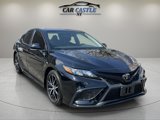 Used 2024 Toyota Camry SE image 4