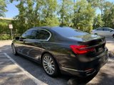 Used 2016 BMW 740i image 5
