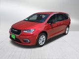 New 2025 Chrysler Pacifica Select image 2