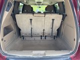 Used 2015 Chrysler Town & Country Touring image 5