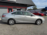 Used 2016 Toyota Camry LE image 5