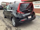 Used 2022 Kia Soul LX image 5