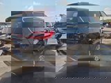 New 2025 Chrysler Pacifica Select image 4