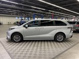 Used 2024 Toyota Sienna LE image 5