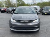 Used 2023 Chrysler Voyager LX image 2