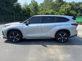 Used 2021 Toyota Highlander XSE image 2