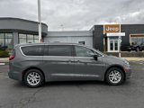 New 2025 Chrysler Pacifica Select image 5
