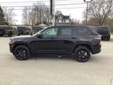 New 2025 Jeep Grand Cherokee Altitude image 4