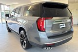 Used 2022 GMC Yukon XL Denali w/ Denali Premium Package image 6