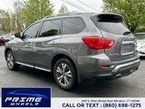 Used 2018 Nissan Pathfinder S image 5