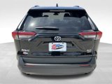 Used 2021 Toyota RAV4 XLE w/ XLE Grade Weather Package image 5