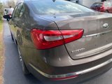 Used 2015 Kia Cadenza Premium w/ Technology Package image 4