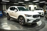 Used 2024 Volvo XC40 B5 Plus image 5