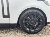 New 2025 Land Rover Range Rover Long Wheelbase SE image 5