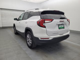 Used 2023 GMC Terrain SLT image 5