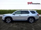 Used 2025 Honda Pilot Touring image 4