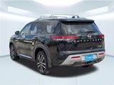 New 2025 Nissan Pathfinder Platinum w/ Cargo Package image 4
