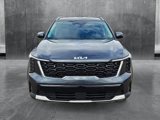 Used 2024 Kia Sorento S image 2
