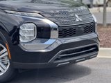 New 2025 Mitsubishi Outlander ES image 3