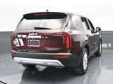 Certified 2022 Kia Telluride LX image 5