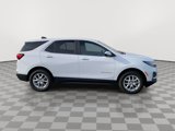 Used 2023 Chevrolet Equinox LT image 2