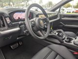 Certified 2024 Porsche Cayenne Coupe image 4