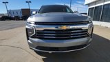 New 2025 Chevrolet Suburban LT image 3