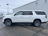 New 2025 Chevrolet Suburban High Country image 2