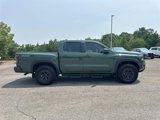 New 2025 Nissan Frontier PRO-4X w/ Pro Convenience Package image 3