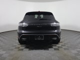 Certified 2024 Porsche Macan image 6