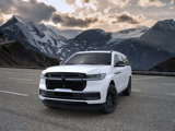 New 2025 Lincoln Navigator L Reserve image 2