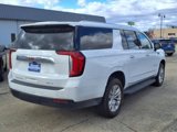 Used 2023 GMC Yukon XL SLT image 3