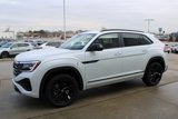 New 2025 Volkswagen Atlas Cross Sport SEL R-Line image 3