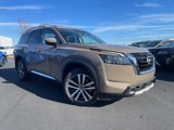 New 2025 Nissan Pathfinder Platinum image 2