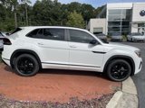New 2026 Volkswagen Atlas Cross Sport SEL R-Line image 4