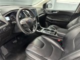 Used 2022 Ford Edge Titanium image 2