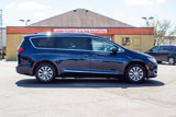 Used 2018 Chrysler Pacifica Touring-L w/ Premium Audio Group image 4